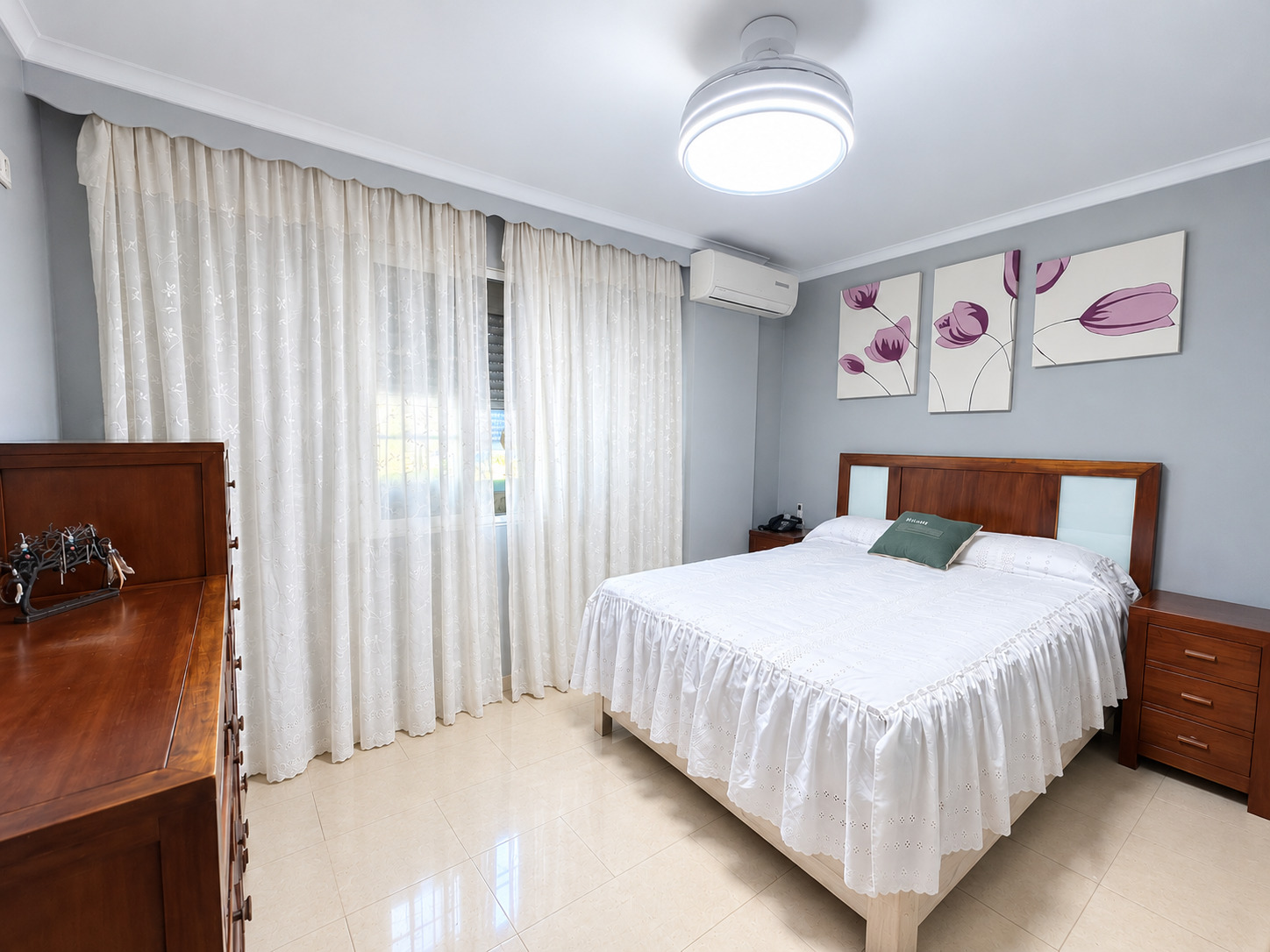 Imagen 3 Apartamento en venta en Málaga / Piso muy bien ubicado, para entrar a vivir 