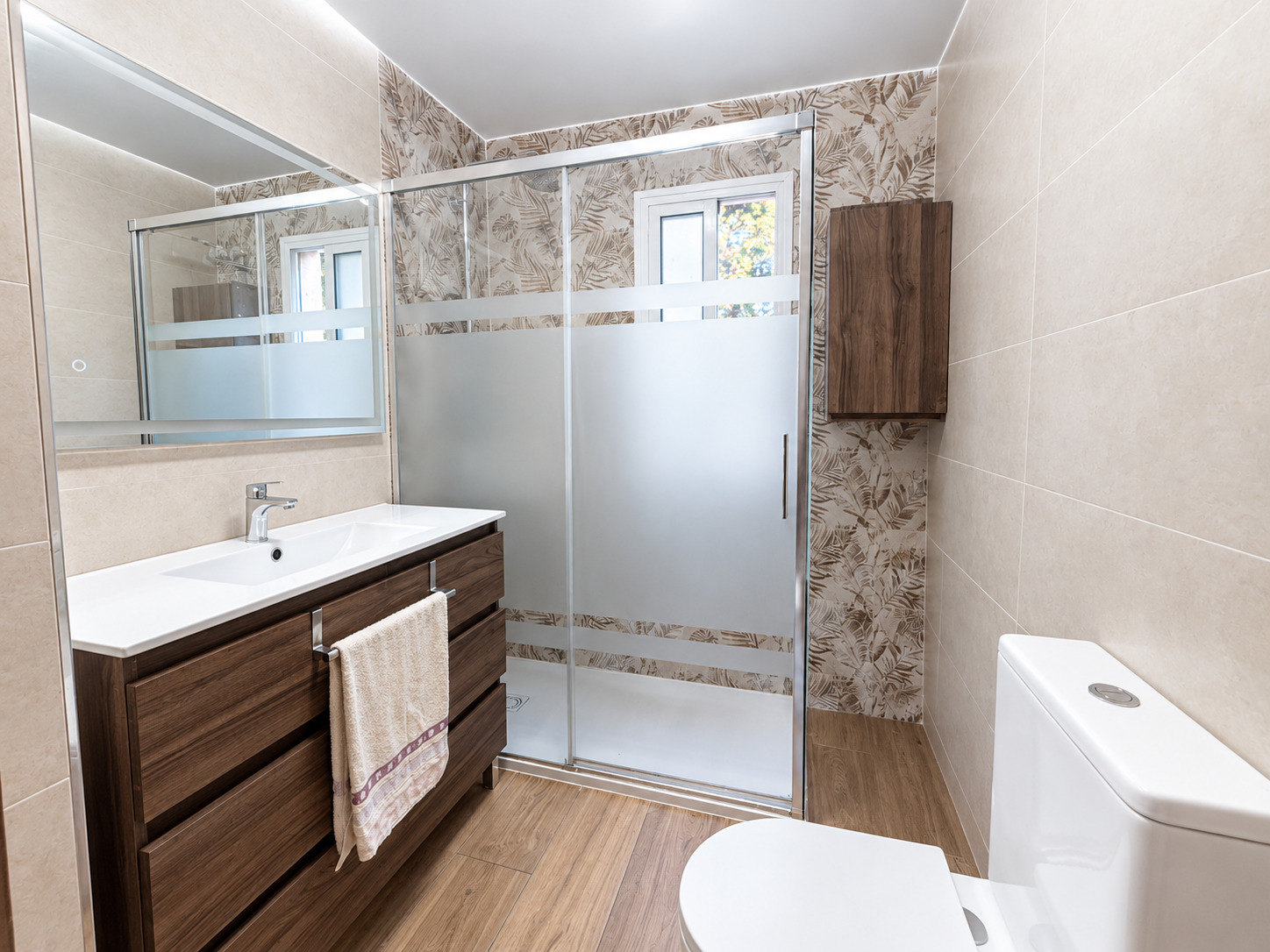 Imagen 2 Apartamento en venta en Málaga / Piso muy bien ubicado, para entrar a vivir 