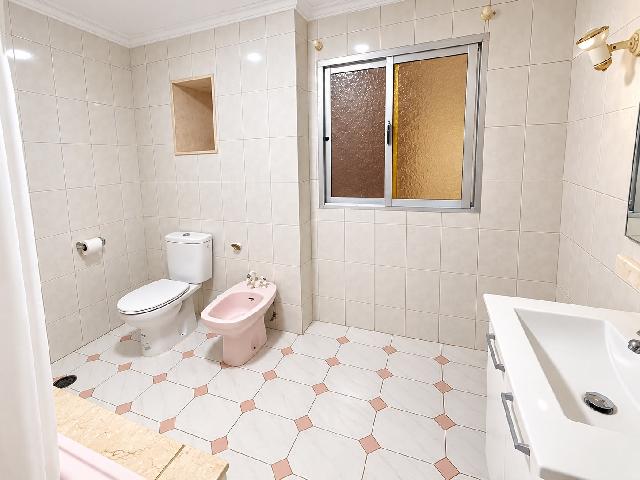 Imagen 8 Inmueble 306473 - Apartamento en venta en Málaga / Piso doble en la Virreina con muchas posibilidades