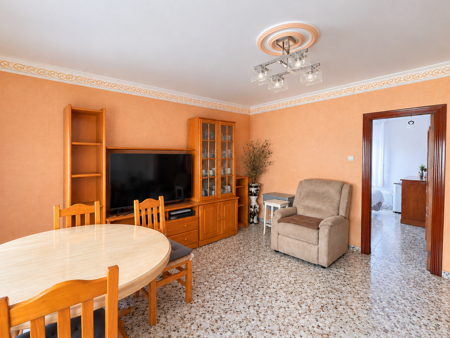 Imagen 2 Apartamento en venta en Málaga / Piso en Portada alta con patio privado