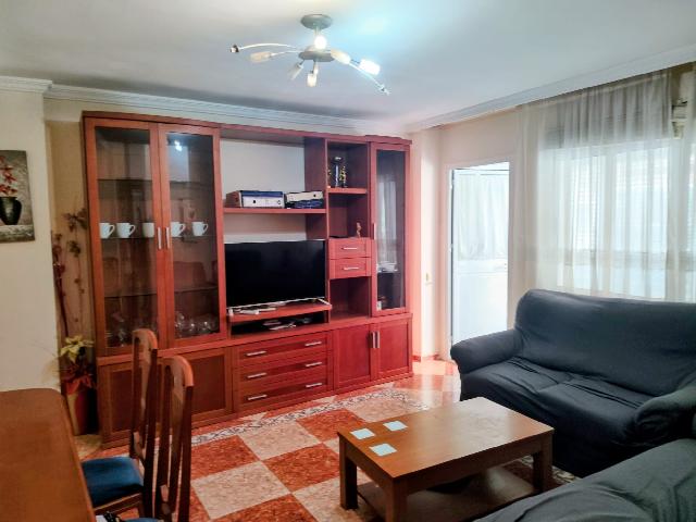 Imagen 2 Inmueble 306547 - Apartamento en venta en Málaga / Barrio de La Paz-La Luz, frente parada de metro