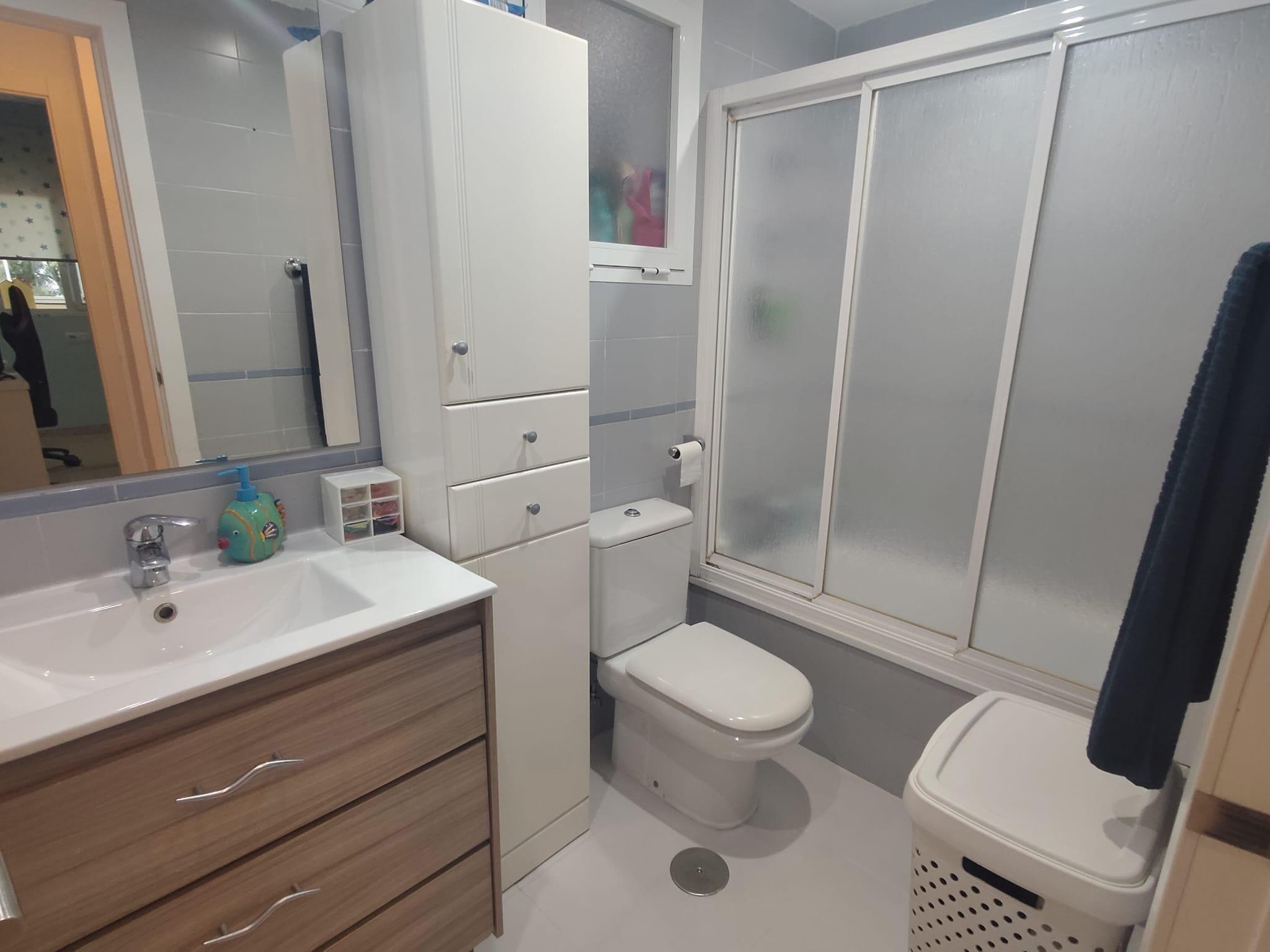 Imagen 13 Apartamento en venta en Torremolinos / Frente al Mercadona de Torremolinos