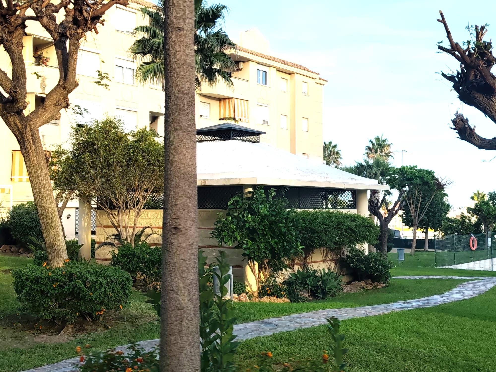 Imagen 5 Apartamento en venta en Torremolinos / Frente al Mercadona de Torremolinos