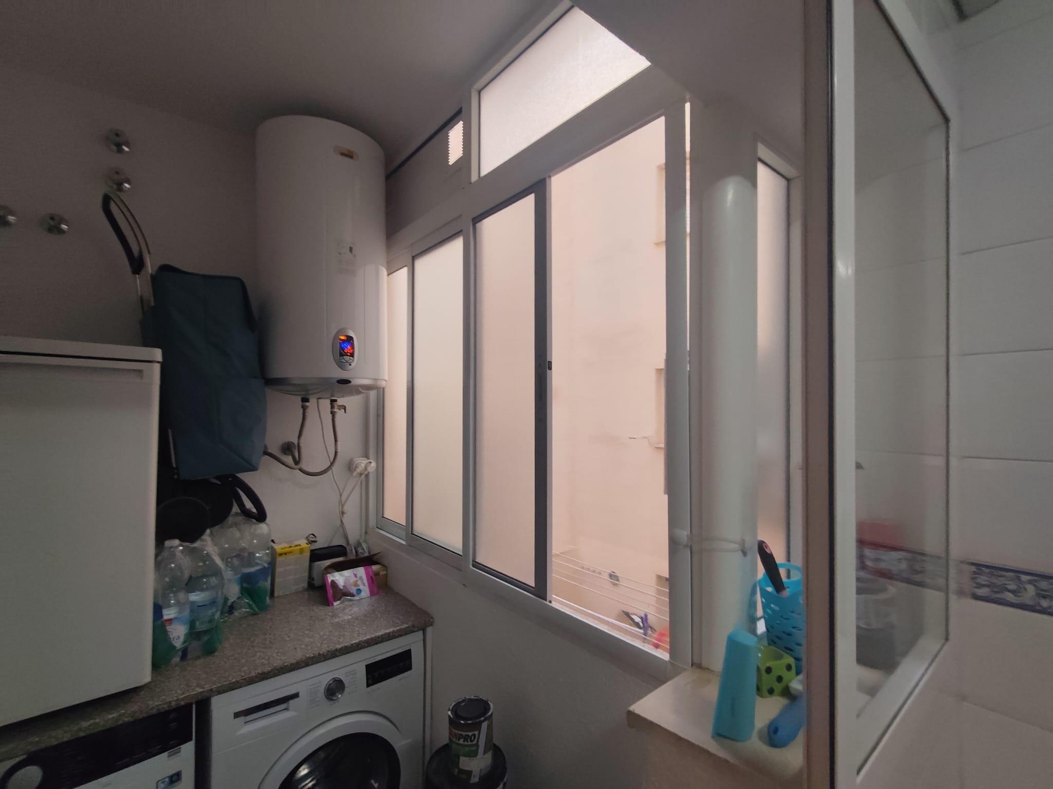 Imagen 16 Apartamento en venta en Torremolinos / Frente al Mercadona de Torremolinos