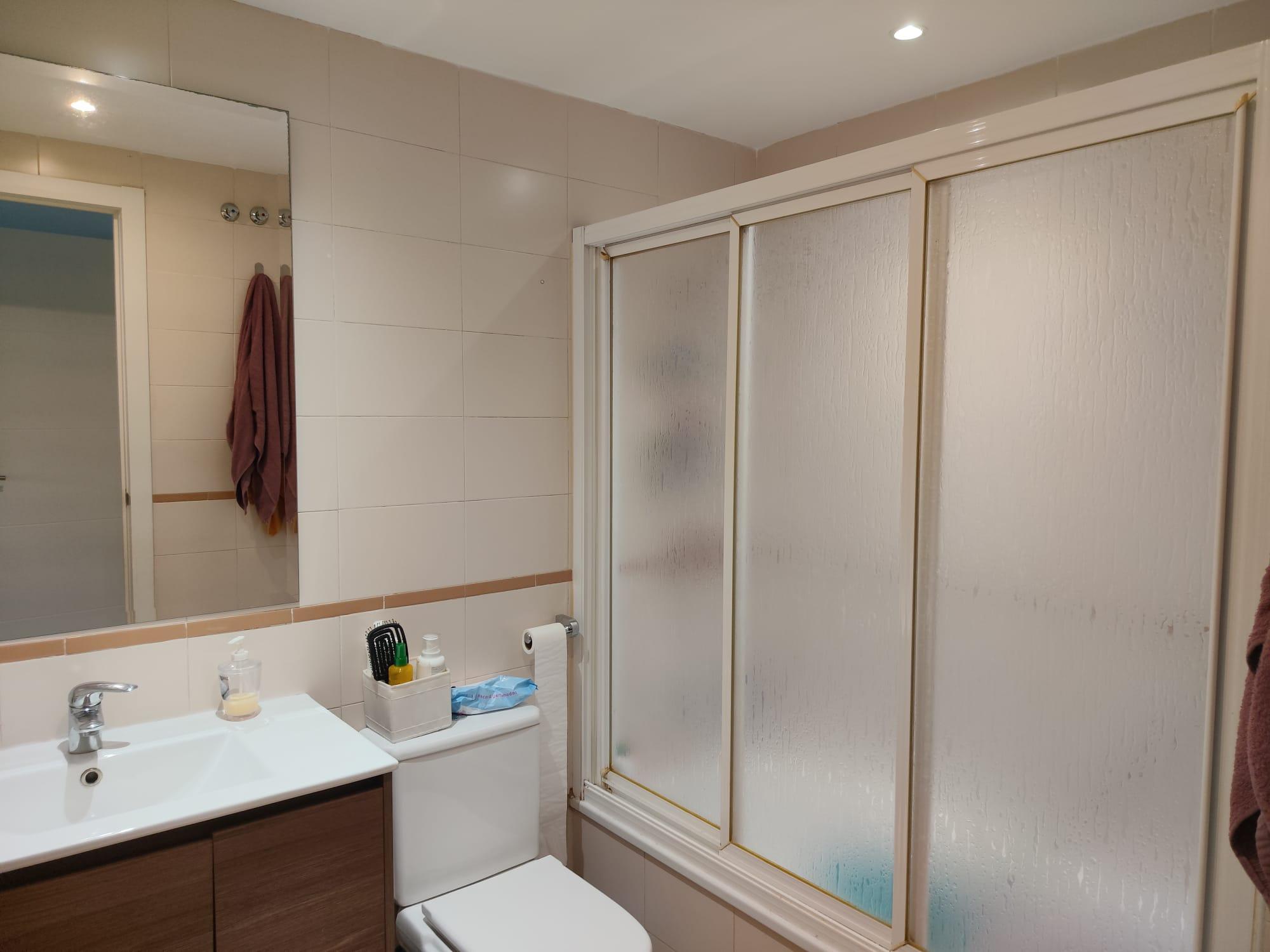 Imagen 26 Apartamento en venta en Torremolinos / Frente al Mercadona de Torremolinos