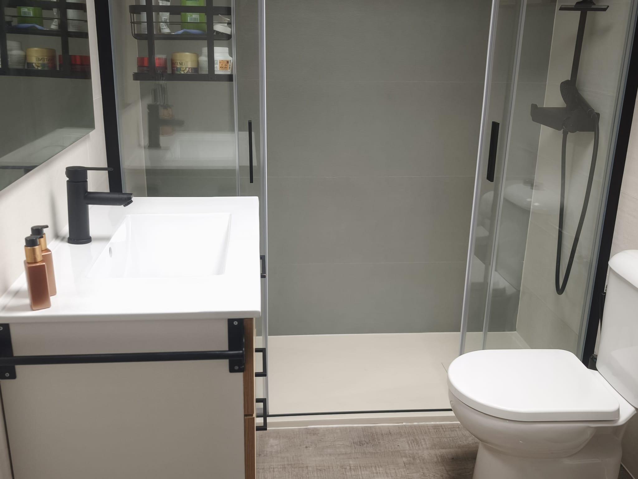 Imagen 15 Casa Adosada en venta en Alhaurín De La Torre / Cerca del Colegio Huerta Alta