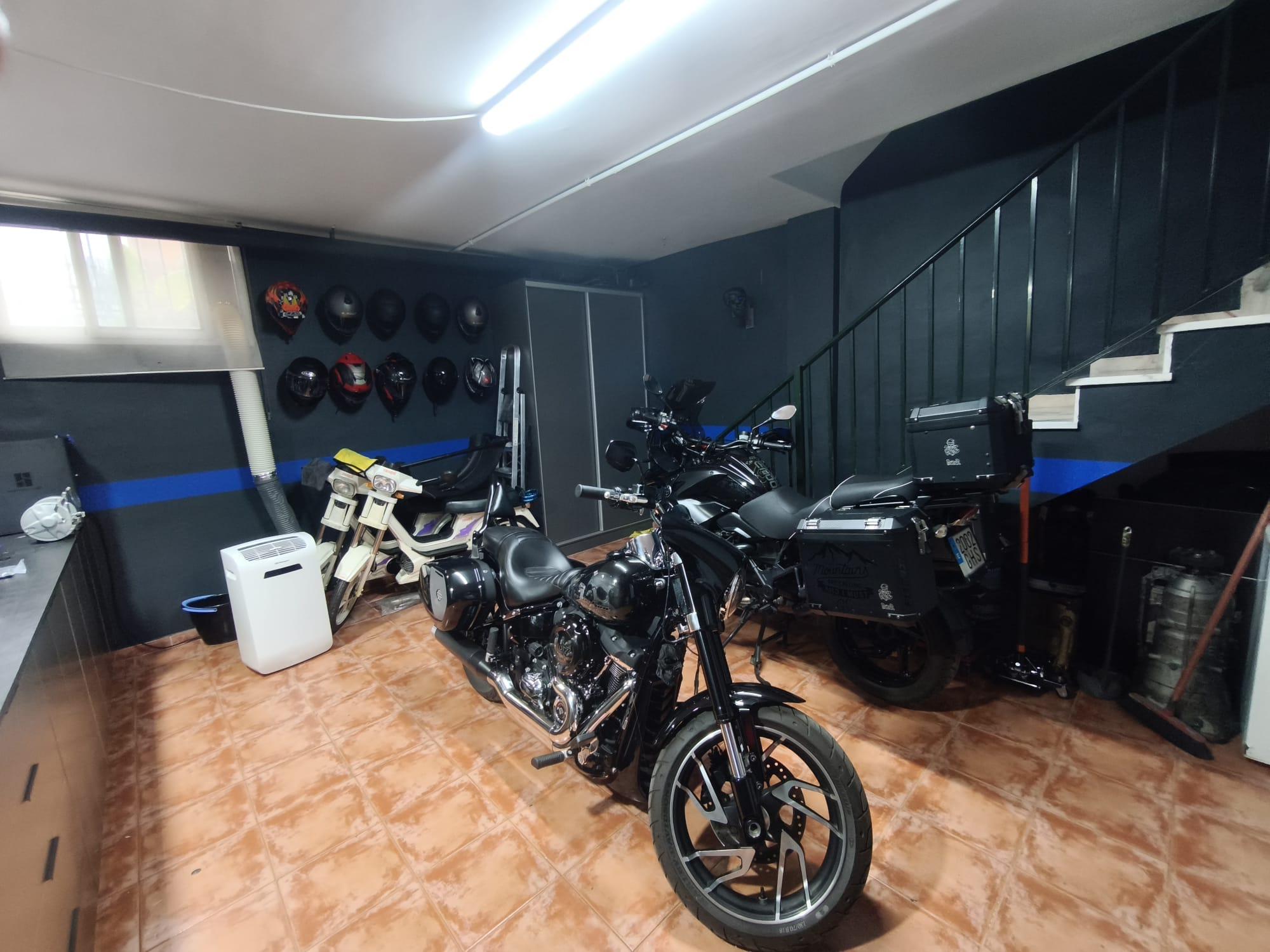 Imagen 9 Casa Adosada en venta en Alhaurín De La Torre / Cerca del Colegio Huerta Alta