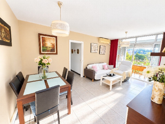 Imagen 1 Inmueble 306684 - Apartamento en venta en Málaga / Piso ubicado en la mejor calle de la palma 