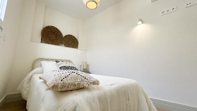 Imagen 3 Inmueble 306728 - Dúplex en venta en Málaga / Está en Monte Sancha a la altura de Caleta de Málaga