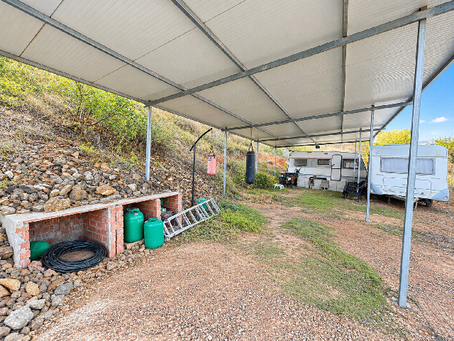 Imagen 10 Inmueble 306745 - Casa Rústica en venta en Málaga / Finca ubicada a 10 minutos de Malaga centro 