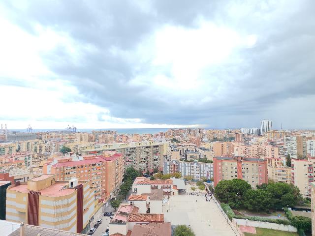 Imagen 1 Inmueble 306748 - Apartamento en venta en Málaga / Paralelo a la Avenida de Andalucia y Avenida Aurora