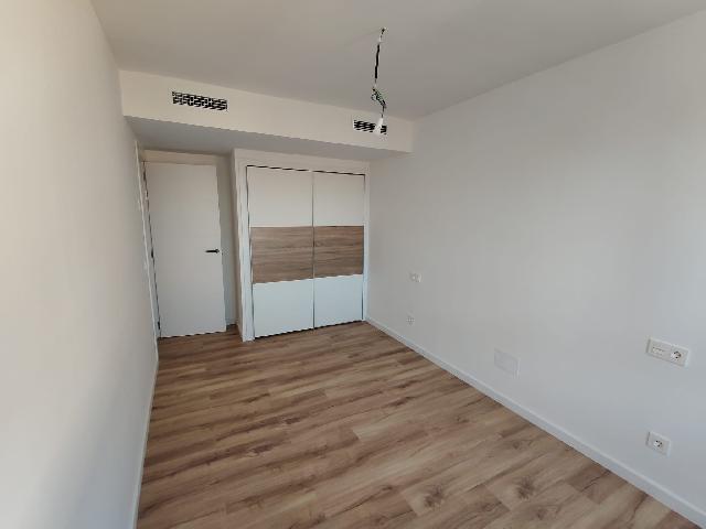 Imagen 5 Inmueble 306832 - Apartamento en venta en Estepona / A escaso metros del puerto deportivo