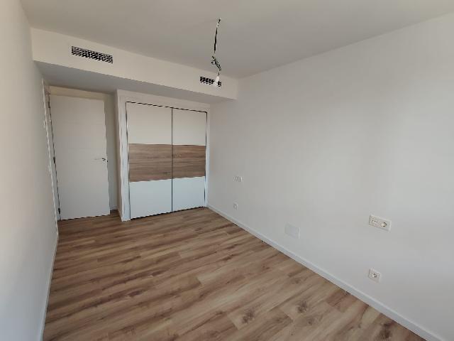 Imagen 9 Inmueble 306832 - Apartamento en venta en Estepona / A escaso metros del puerto deportivo