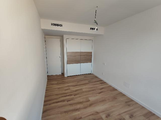 Imagen 13 Inmueble 306832 - Apartamento en venta en Estepona / A escaso metros del puerto deportivo