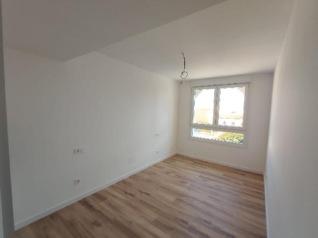 Imagen 1 Inmueble 306832 - Apartamento en venta en Estepona / A escaso metros del puerto deportivo