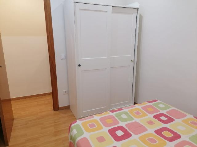 Imagen 10 Inmueble 305734 - Piso en venta en Barcelona / Muy cerca de la Plaça de Sant Josep de Calassanç 