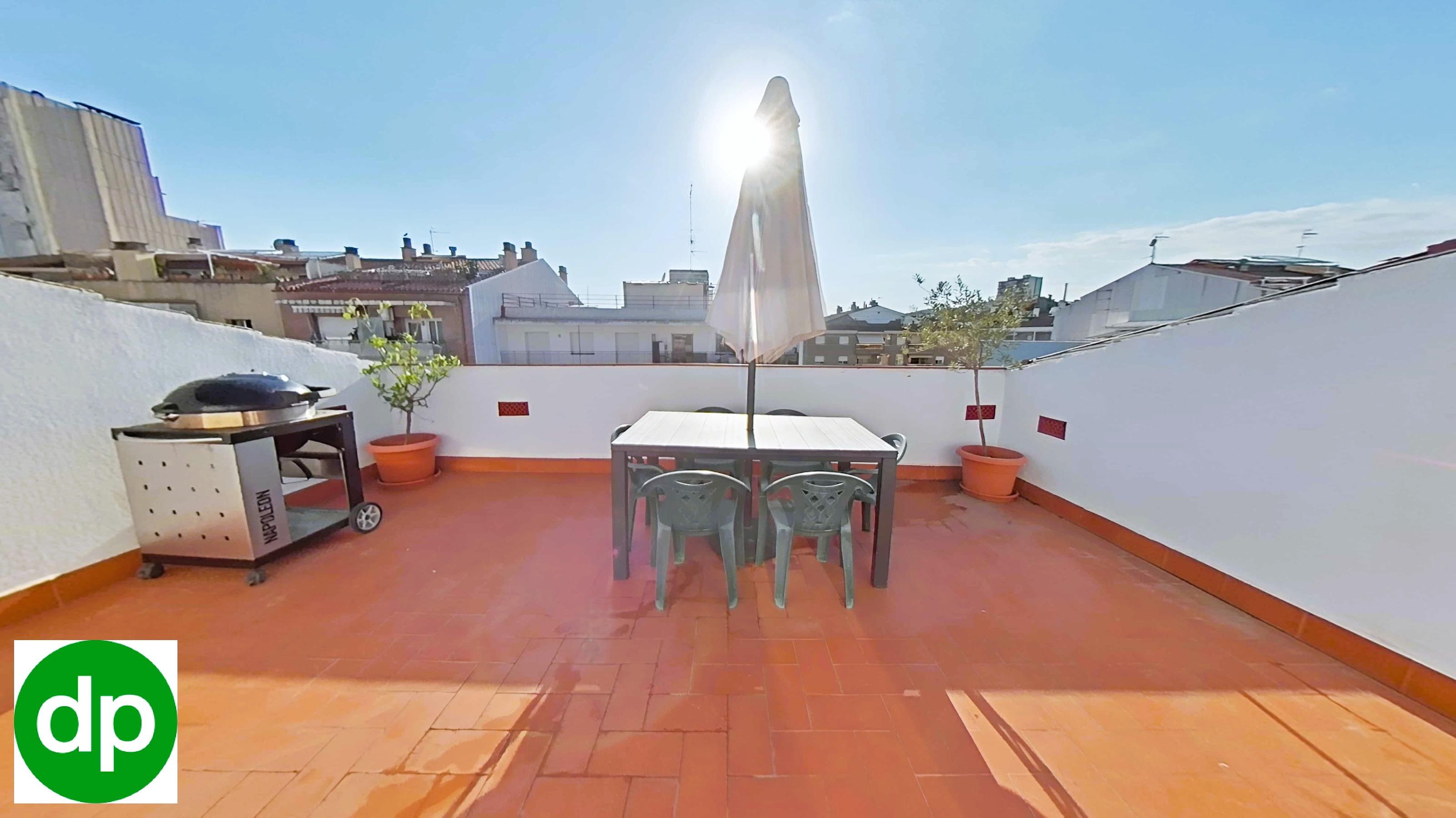 Imagen 14 Dúplex en venta en Pineda De Mar / A 4 minutos de la playa y cerca de todos los servicios.
