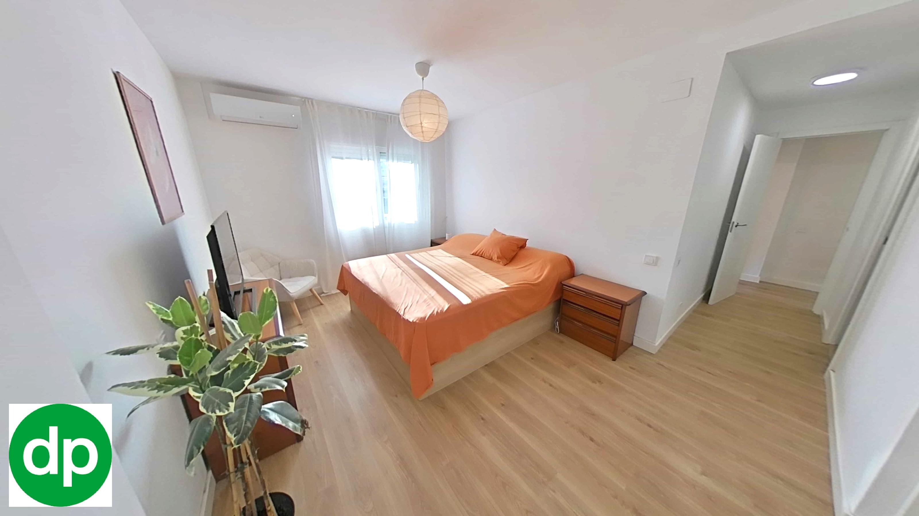 Imagen 18 Dúplex en venta en Pineda De Mar / A 4 minutos de la playa y cerca de todos los servicios.