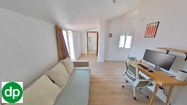 Imagen 6 Inmueble 305897 - Dúplex en venta en Pineda De Mar / A 4 minutos de la playa y cerca de todos los servicios.