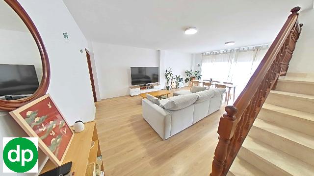 Imagen 3 Inmueble 305897 - Dúplex en venta en Pineda De Mar / A 4 minutos de la playa y cerca de todos los servicios.