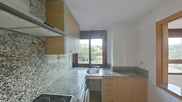 Imagen 6 Inmueble 306277 - Piso en venta en Lloret De Mar / Perfectamente comunicado, con parking incluido. 