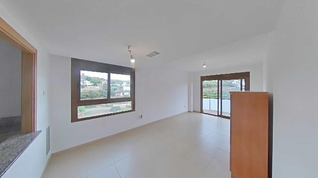 Imagen 2 Inmueble 306277 - Piso en venta en Lloret De Mar / Perfectamente comunicado, con parking incluido. 