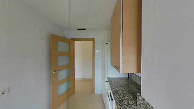 Imagen 9 Inmueble 306277 - Piso en venta en Lloret De Mar / Perfectamente comunicado, con parking incluido. 