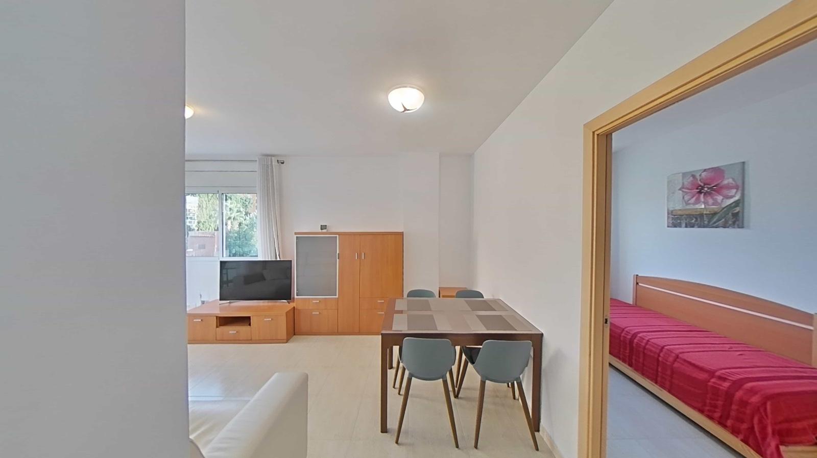 Imagen 13 Apto. Playa en venta en Lloret De Mar / A 200 metros de la playa
