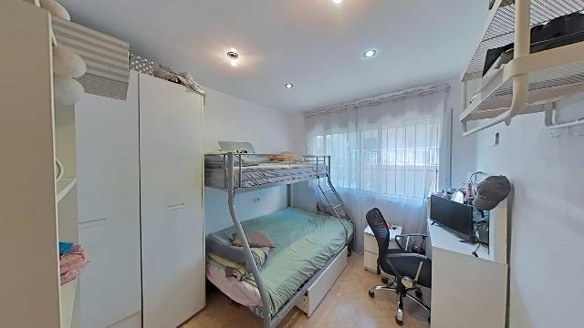 Imagen 10 Inmueble 306760 - Piso en venta en Blanes / Cerca de todos los servicios