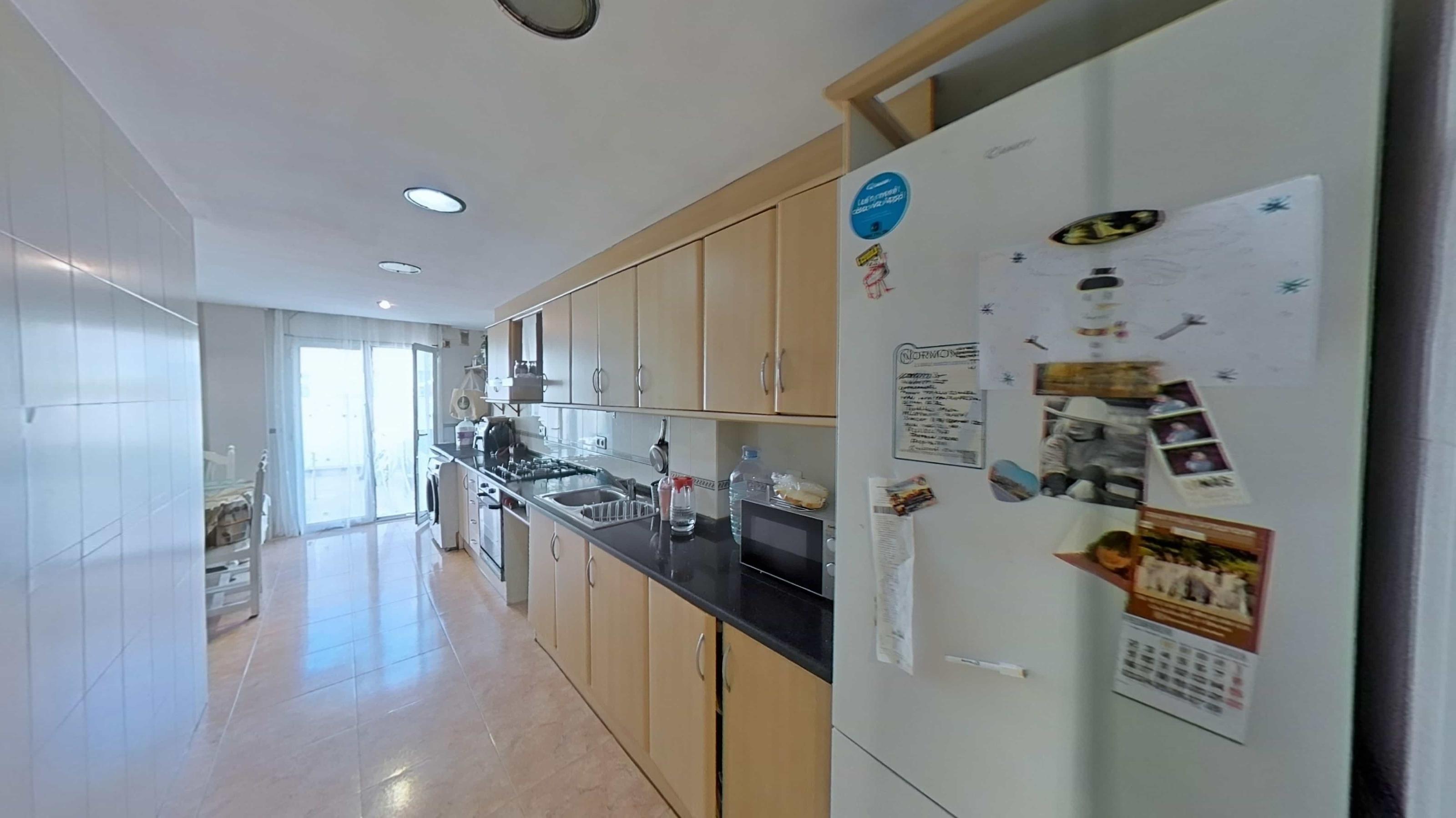 Imagen 2 Piso en venta en Blanes / Cerca de todos los servicios