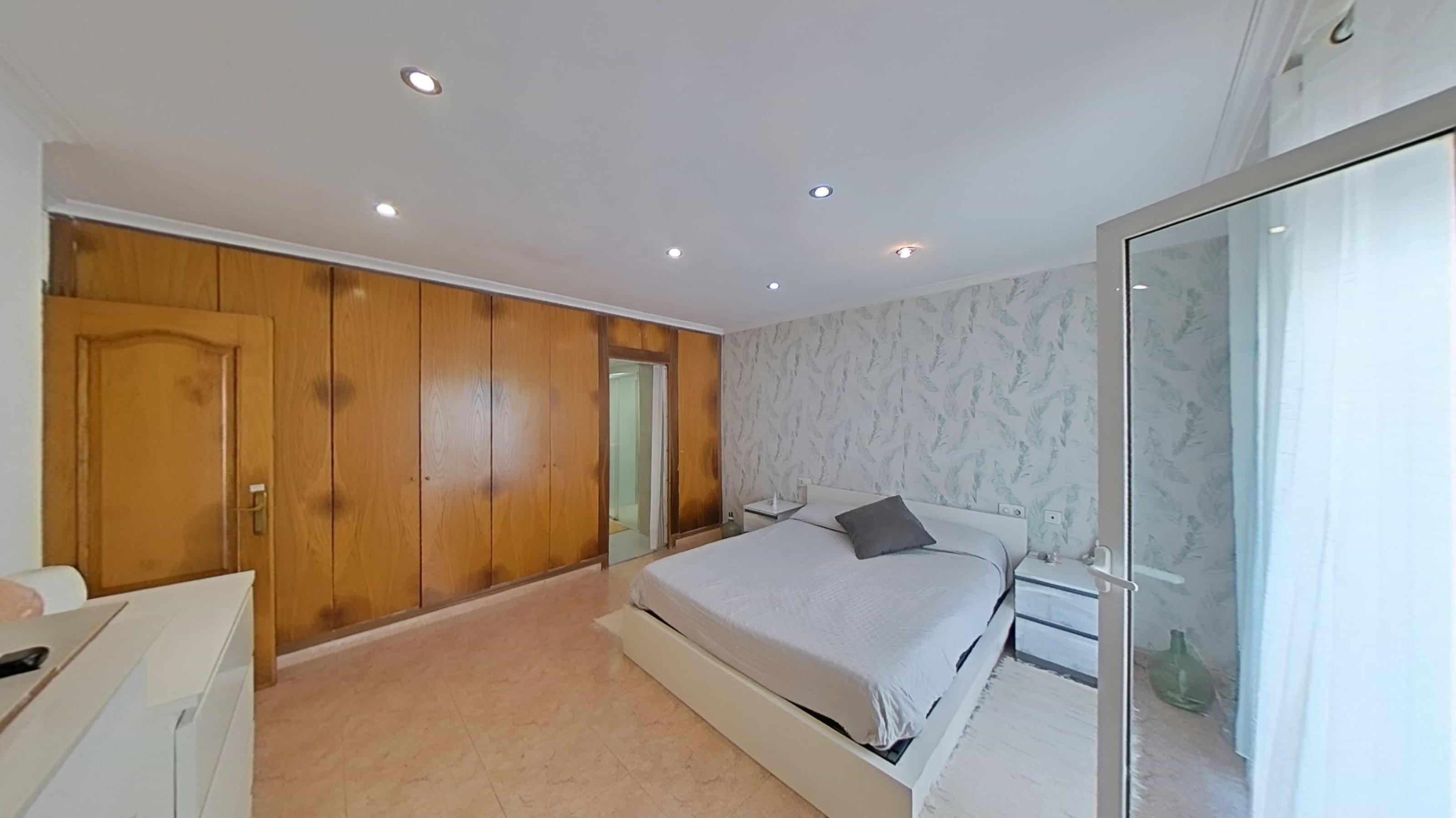 Imagen 16 Piso en venta en Blanes / Cerca de todos los servicios