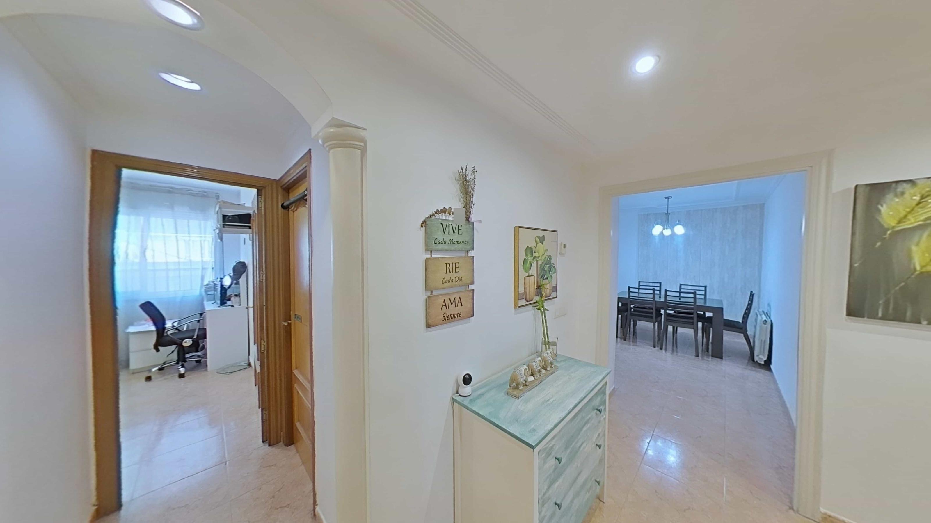 Imagen 9 Piso en venta en Blanes / Cerca de todos los servicios