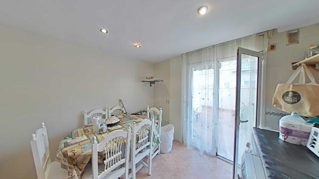 Imagen 4 Inmueble 306760 - Piso en venta en Blanes / Cerca de todos los servicios