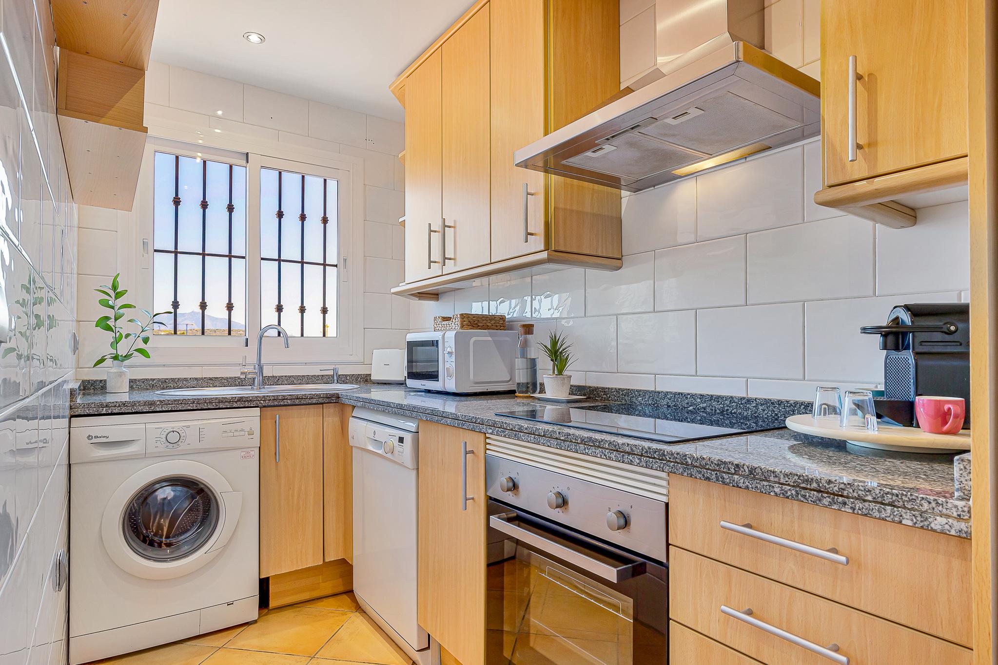 Imagen 5 Apto. Playa en venta en Mijas / La Cala de Mijas