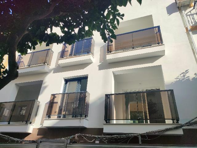 Imagen 1 Inmueble 295243 - Apto. Playa en venta en Fuengirola / Puerto Deportivo