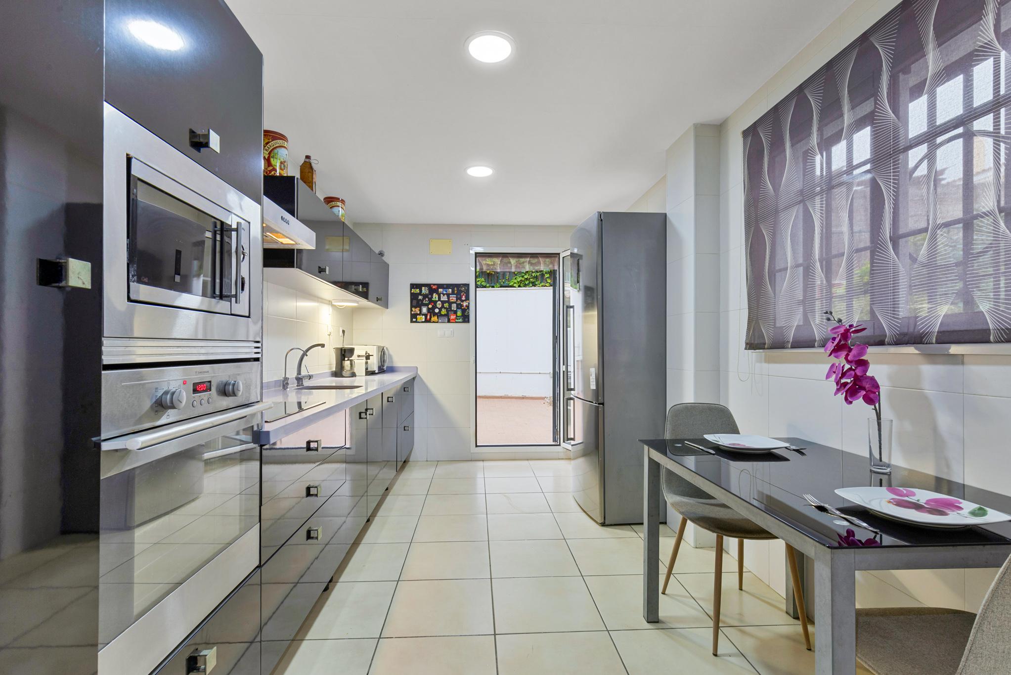 Imagen 9 Casa Pareada en venta en Vélez-málaga / Mercadona de Chilches Costa