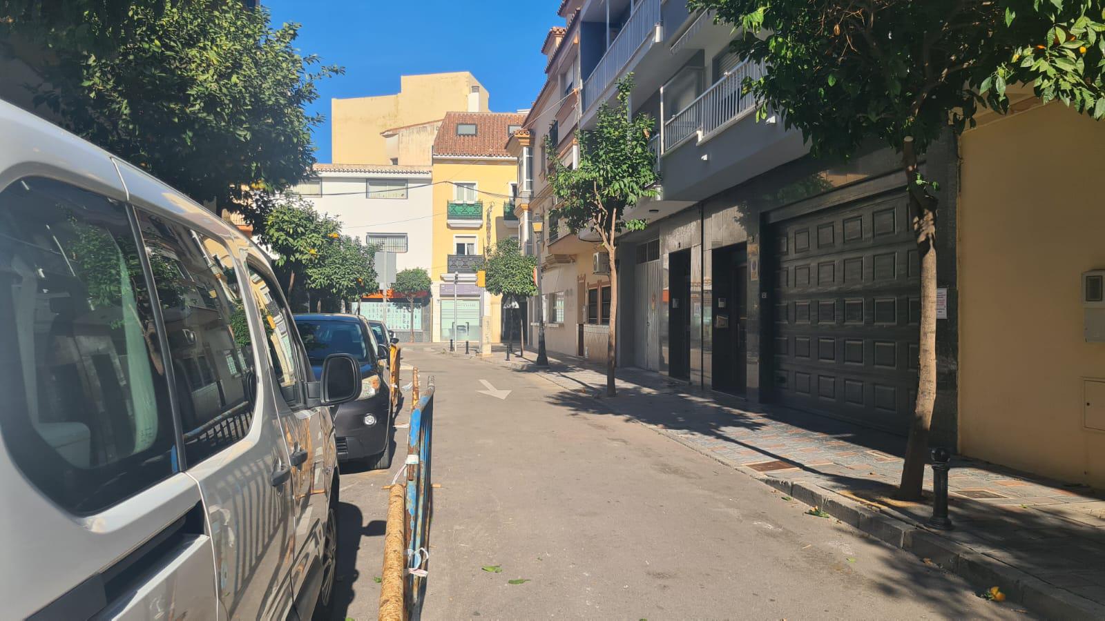 Imagen 2 Local Comercial en venta en Fuengirola / Plaza de Los Chinorros