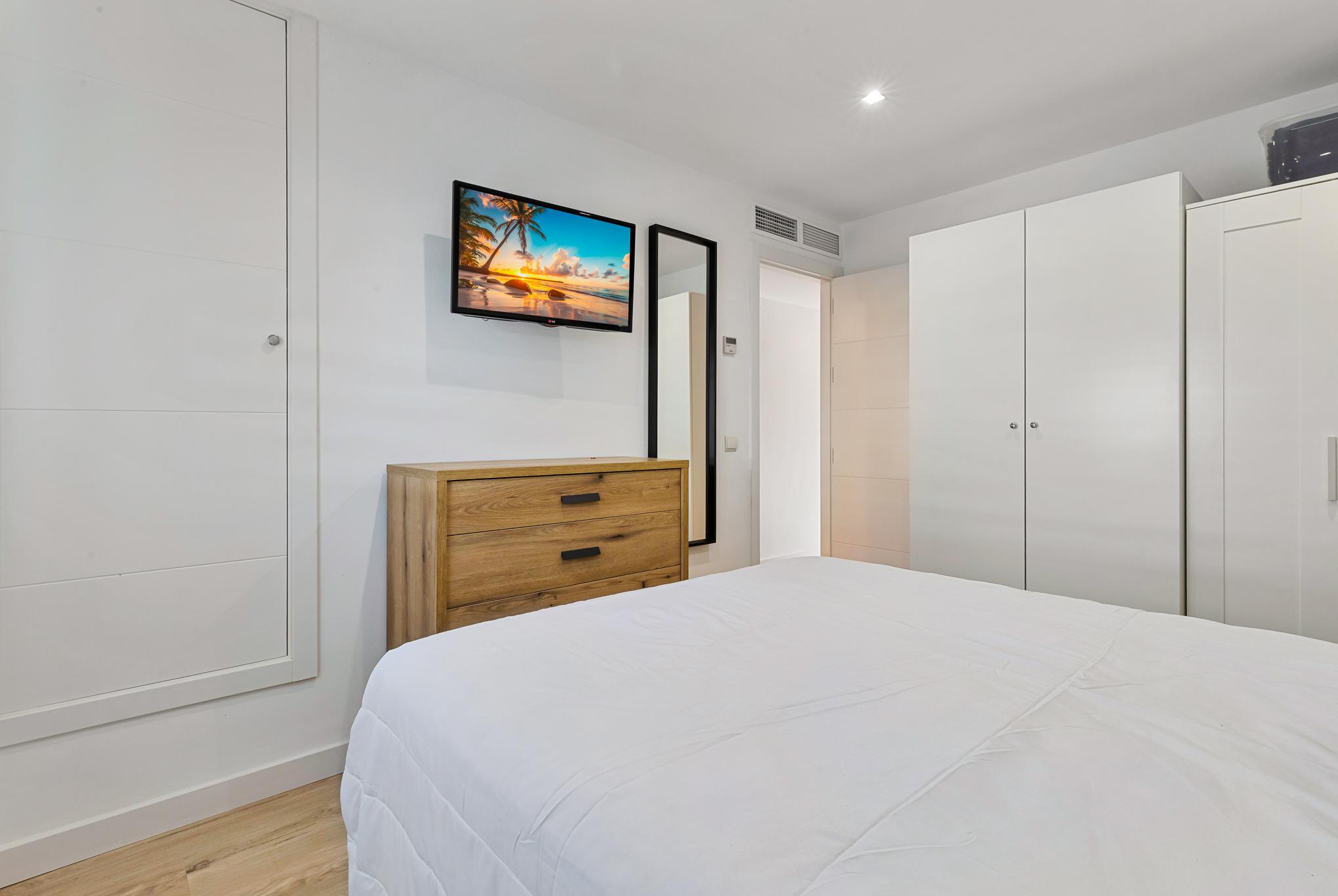 Imagen 13 Casa Adosada en venta en Fuengirola / Zona Puerto Deportivo