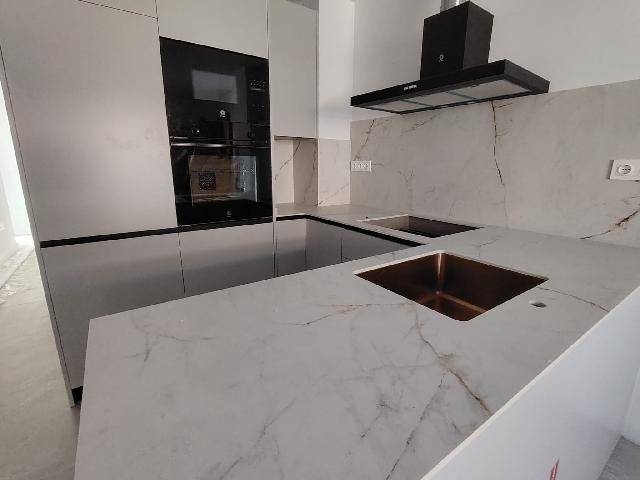 Imagen 4 Inmueble 300301 - Ático en venta en Fuengirola / Puerto Deportivo