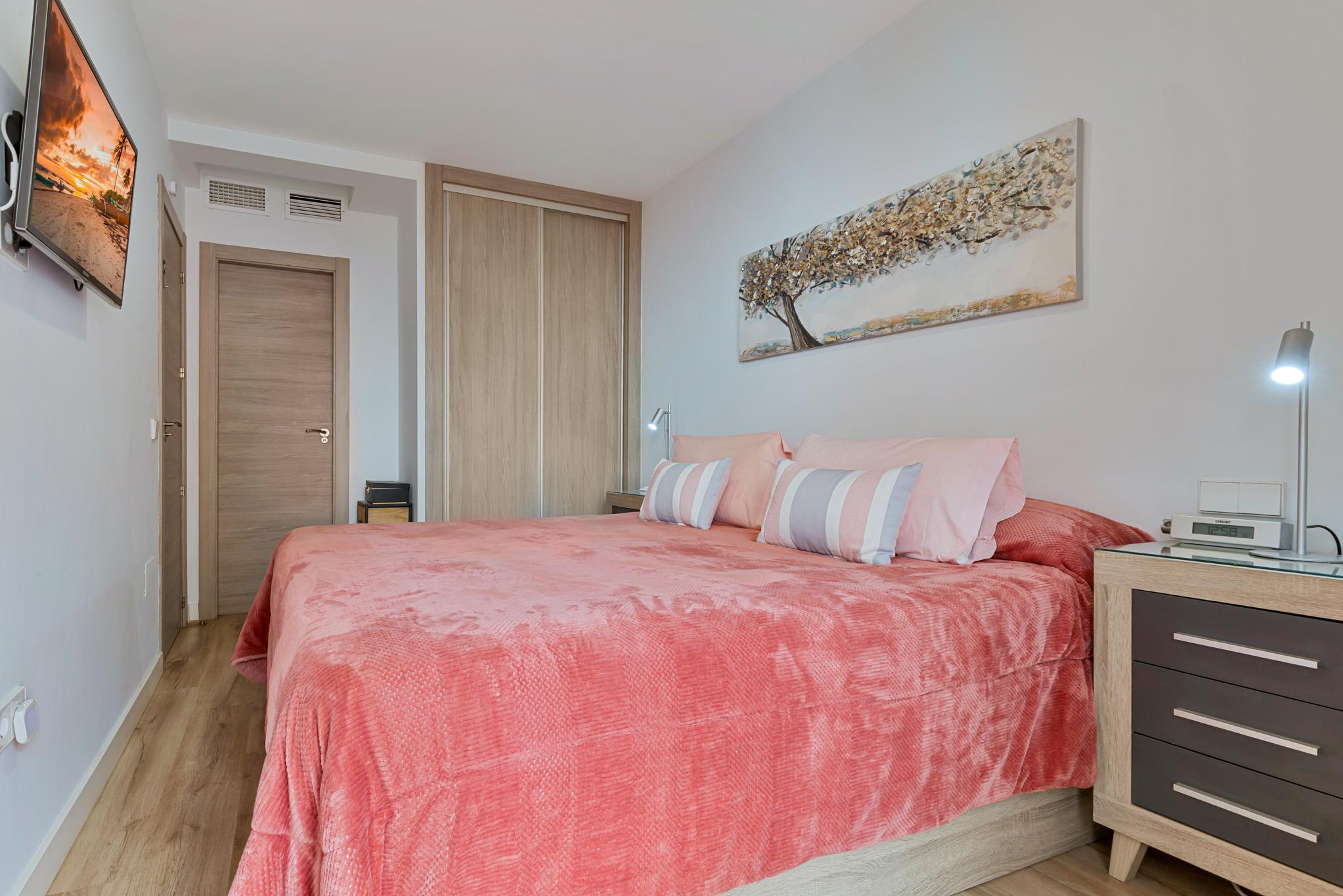 Imagen 16 Apto. Playa en venta en Fuengirola / Colegio Solhail