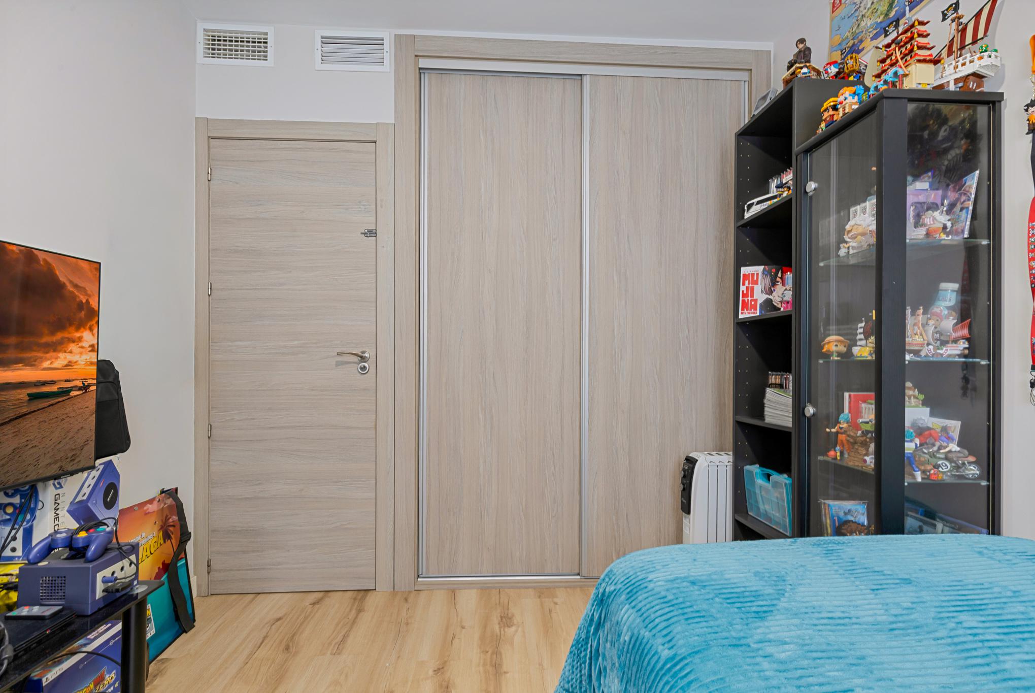 Imagen 19 Apto. Playa en venta en Fuengirola / Colegio Solhail