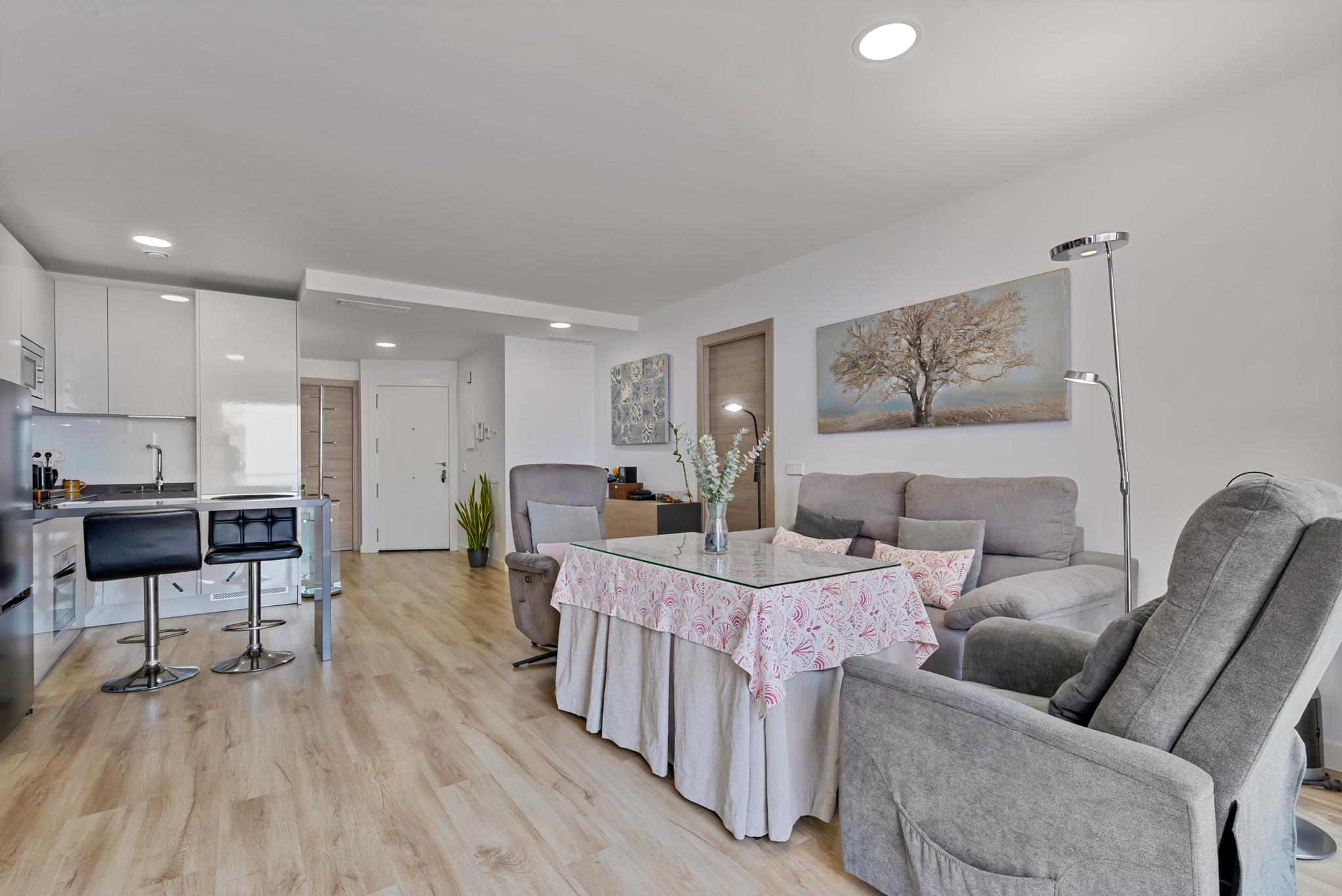 Imagen 10 Apto. Playa en venta en Fuengirola / Colegio Solhail