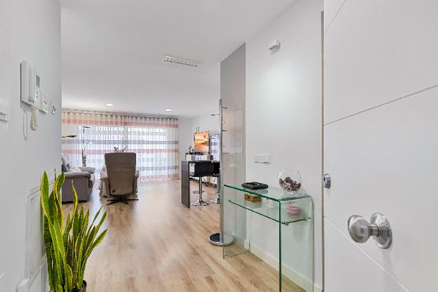 Imagen 4 Inmueble 300324 - Apto. Playa en venta en Fuengirola / Colegio Solhail