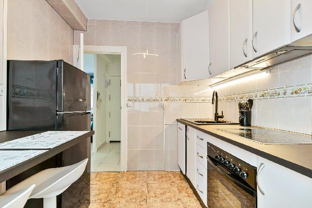 Imagen 2 Inmueble 300460 - Apto. Playa en venta en Fuengirola / Polideportivo Elola- 