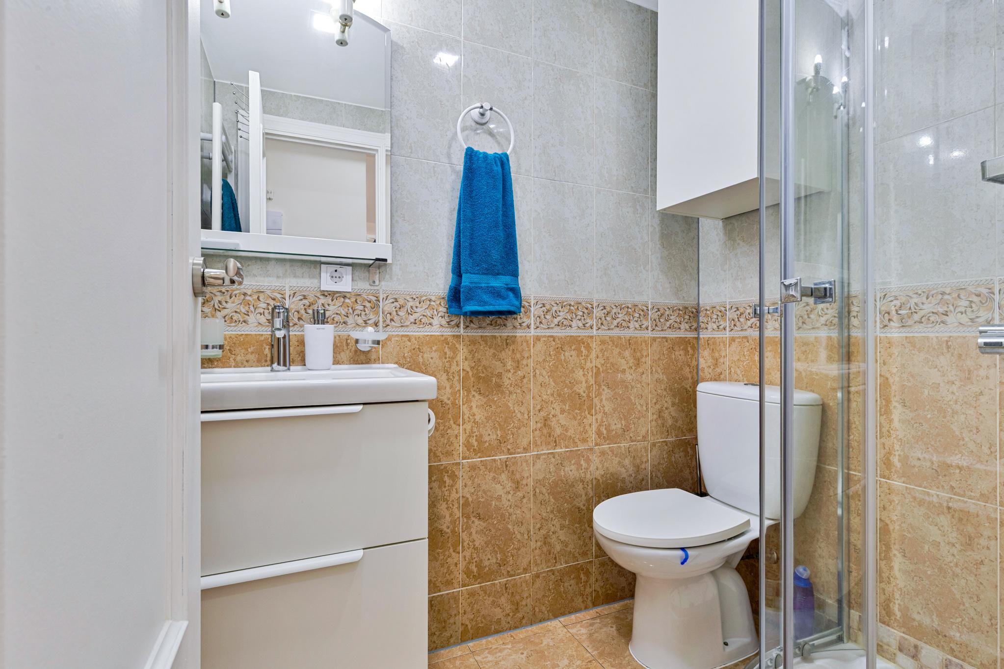 Imagen 9 Apto. Playa en venta en Fuengirola / Polideportivo Elola- 