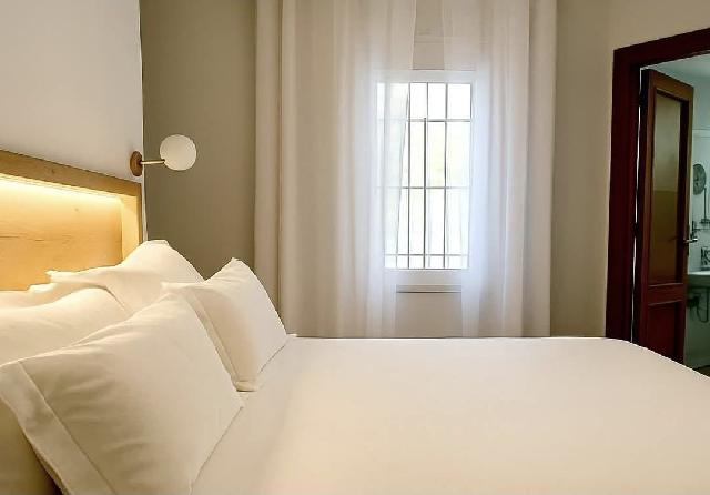 Imagen 8 Inmueble 300547 - Casa Aislada en venta en Fuengirola / Sol Villas-Zona Castillo Sohail-