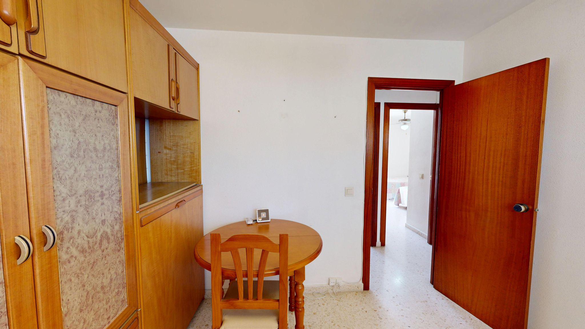 Imagen 24 Piso en venta en Fuengirola / Res. La Roca - Av. Ramón y Cajal