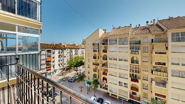 Imagen 8 Inmueble 301394 - Piso en venta en Fuengirola / Res. La Roca - Av. Ramón y Cajal