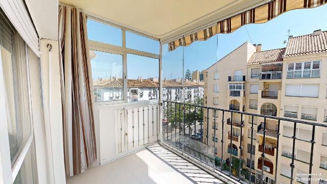 Imagen 1 Inmueble 301394 - Piso en venta en Fuengirola / Res. La Roca - Av. Ramón y Cajal