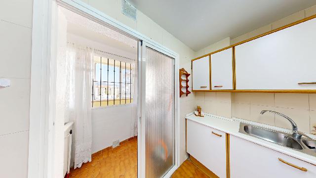 Imagen 11 Inmueble 301394 - Piso en venta en Fuengirola / Res. La Roca - Av. Ramón y Cajal